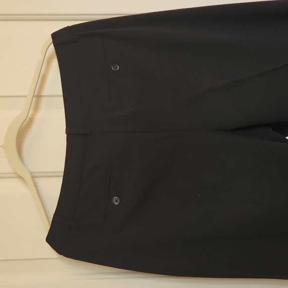 Women's 212 collection size 16 short - Picture 5 of 6